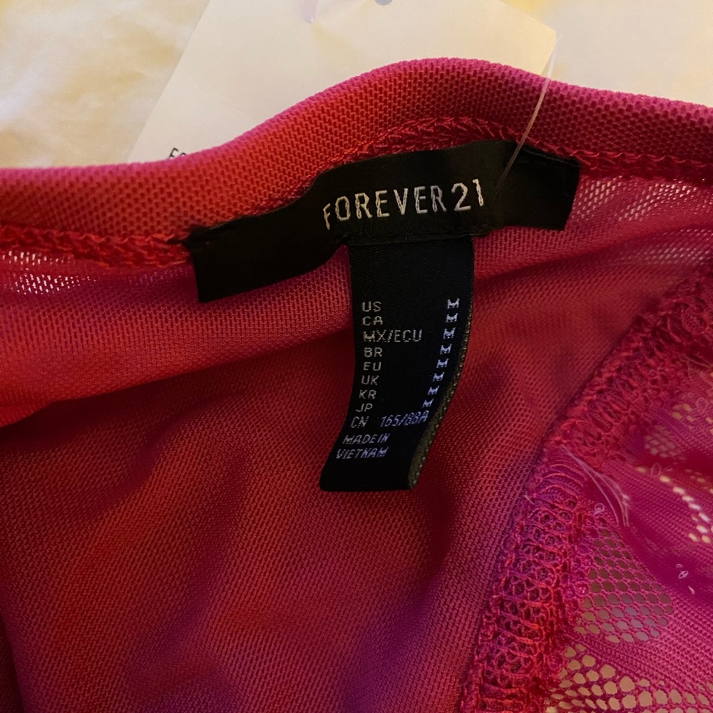 Forever 21 cute lace mesh corset top. - Picture 3 of 3